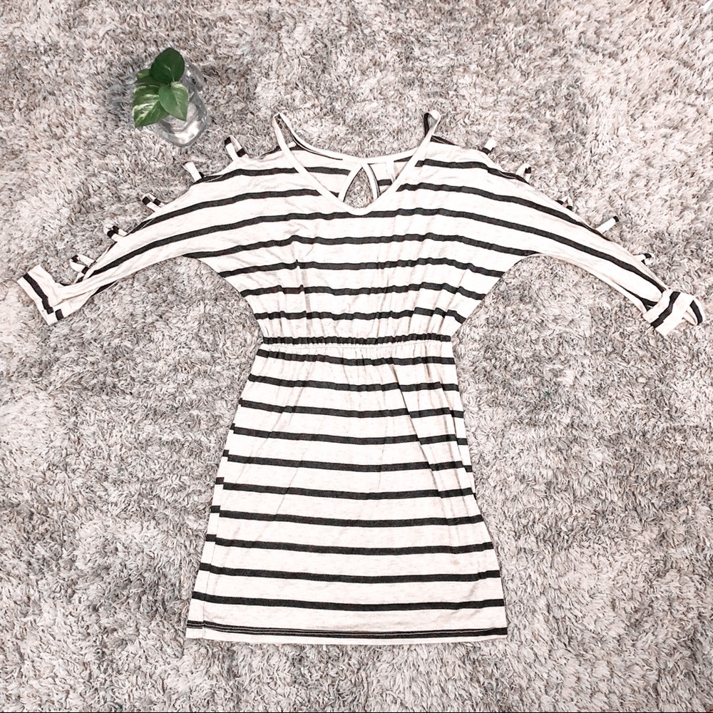 🌼 Paper Crane Dress🌼 3 for 10$